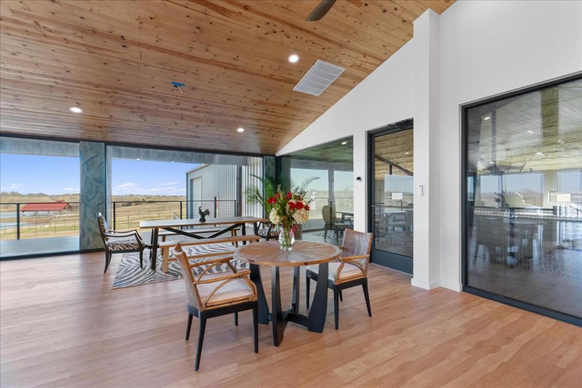 Blue Hills Ranch Hotell McGregor Exteriör bild